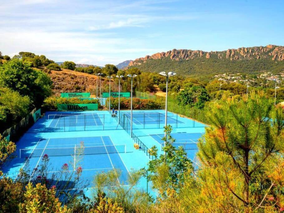 Dans Un Cadre D'Exception, Vue Mer Panoramique A Agay Cote D'Azur, Village Vacances Cap Esterel, T2 Avec Jardin, Golf, Climatisation, Wifi, 5 Piscines Saint-Raphaël المظهر الخارجي الصورة